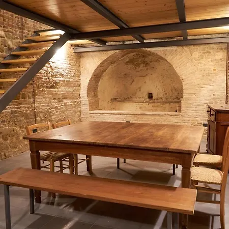 La Casa Di Giulia Bed & Breakfast 3*