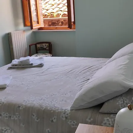 Bed & Breakfast La Casa Di Giulia Sarnano